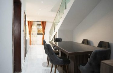 ABIDJAN COCODY : Superbe villa duplex à louer