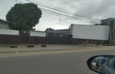 ABIDJAN MARCORY : Terrain 2000m2 avec ACD en vente derrière le supermarché Casino