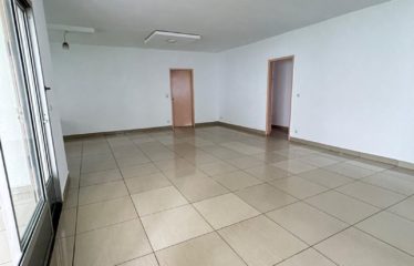 ABIDJAN COCODY : Belle villa basse 5 pièces à louer