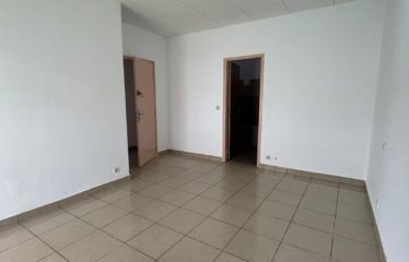 ABIDJAN COCODY : Belle villa basse 5 pièces à louer