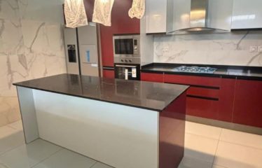 ABIDJAN ANGRÉ : Magnifique villa duplex 5 pièces à louer