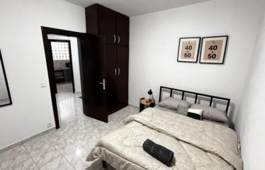 ABIDJAN COCODY : Appartement meublé 4 pièces à louer – Immeuble KINKINE