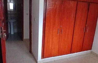 ABIDJAN BINGERVILLE : Villa à vendre 4 pièces
