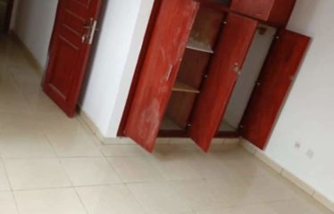 ABIDJAN BINGERVILLE : Villa à vendre 4 pièces