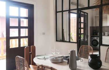 GRAND BASSAM : Superbe appartement mublé à louer au quartier France