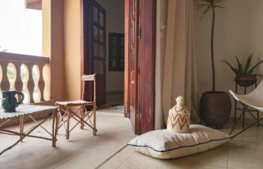 GRAND BASSAM : Superbe appartement mublé à louer au quartier France
