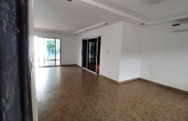 ABIDJAN MARCORY : Villa Basse 4 Pièces à louer Jardin Zone 4