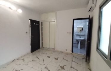 ABIDJAN MARCORY : Villa Basse 4 Pièces à louer Jardin Zone 4