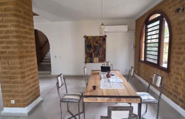 ABIDJAN COCODY : Villa duplex avec piscine à louer – RIVIERA