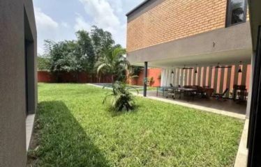 ABIDJAN COCODY : Villa duplex 8 pièces à louer