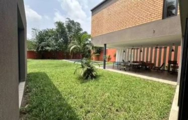 ABIDJAN COCODY : Villa duplex 8 pièces à louer