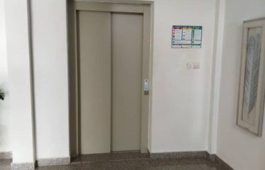ABIDJAN COCODY : Immeuble de standing R+5 à vendre