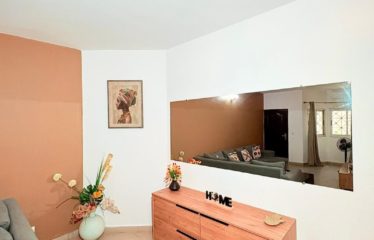 ABIDJAN COCODY : Appartement meublé 2 pièces à louer proche commodités