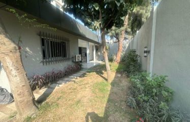 ABIDJAN MARCORY : Villa basse à louer 4 pièces