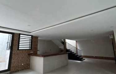 ABIDJAN COCODY : Villa duplex à louer – Riviera Triangle
