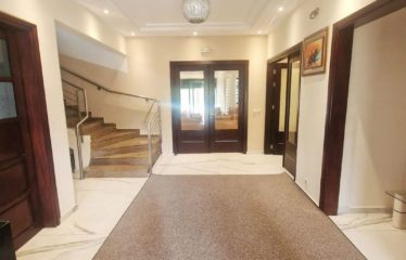 ABIDJAN COCODY : Villa duplex à louer + Annexe
