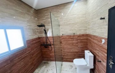 ABIDJAN COCODY : Villa duplex à louer – CITÉ ARC-EN-CIEL