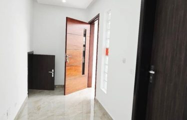 ABIDJAN BINGERVILLE : Villa duplex 6 pièces à louer – Vue lagunaire