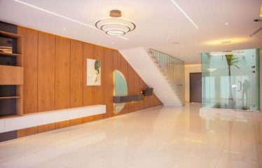 ABIDJAN ANGRÉ : Villa duplex haut standing à vendre – Djorobité 1