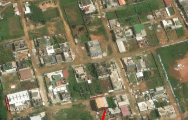 ABIDJAN COCODY : Terrain 700 m² AVEC ACD à vendre Riviera Abatta