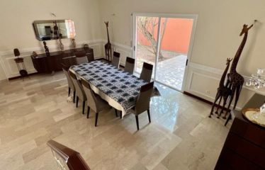 ABIDJAN COCODY : Villa Duplex 8 Pièces avec Piscine à vendre