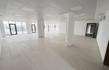 ABIDJAN COCODY : Location de bureaux et magasins