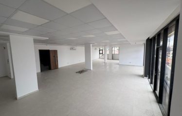 ABIDJAN COCODY : Location de bureaux et magasins