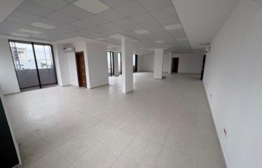 ABIDJAN COCODY : Location de bureaux et magasins