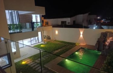 ABIDJAN COCODY : Villa duplex haut standing à vendre – DJOROGOBITÉ