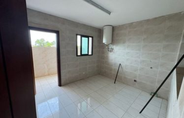 ABIDJAN BINGERVILLE : Appartement haut standing avec vue lagunaire à louer