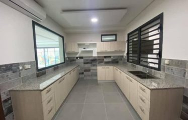 ABIDJAN COCODY : Villa duplex moderne à louer