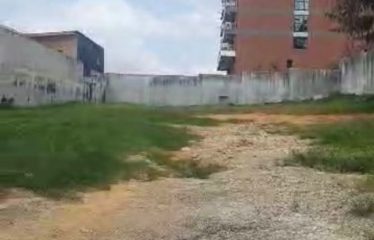 ABIDJAN COCODY : Terrain nu 1000 m2 à vendre