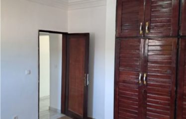 SAN-PEDRO : Appartement de 2 pieces à louer