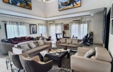 ABIDJAN COCODY : Somptueuse villa duplex 10 pièces à vendre