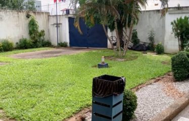ABIDJAN COCODY : Villa à vendre sur site de 945M2 – Riviera m’badon
