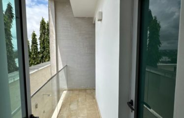 ABIDJAN COCODY : Villa duplex contemporaine 6 pièces à vendre