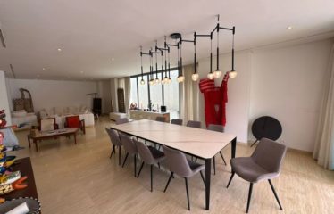 ABIDJAN COCODY : Villa duplex contemporaine 6 pièces à vendre