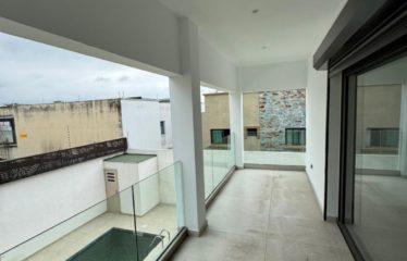ABIDJAN COCODY : Villa duplex à louer avec piscine