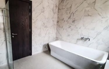 ABIDJAN COCODY : Villa duplex moderne 6 pièces à louer