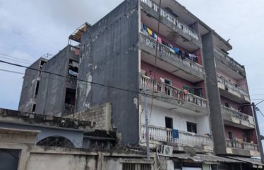 YOPOUGON : Vente d’immeuble R+4