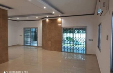 ABIDJAN COCODY : Villa duplex à louer 8 pièces
