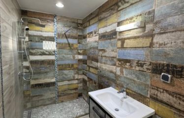 ABIDJAN COCODY : Villa duplex à louer 8 pièces