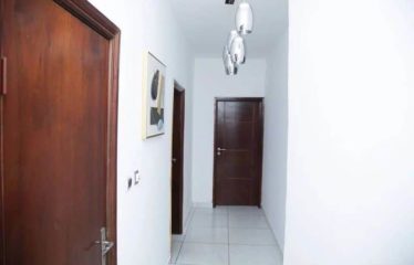 ABIDJAN COCODY : Appartement 4 pièces à vendre – II Plateaux