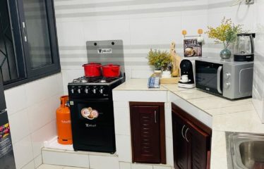 ABIDJAN COCODY : Appartement 3 pièces entièrement meublé à louer