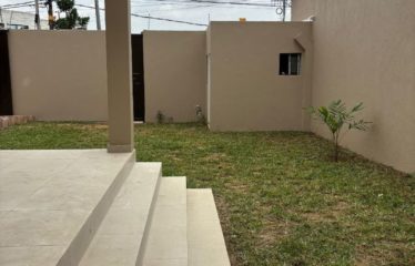 ABIDJAN COCODY : Villa duplex neuve 6 pièces à louer