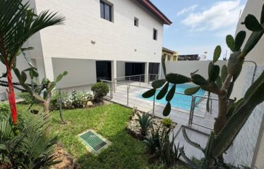 ABIDJAN COCODY : Villa duplex 6 pièces à louer