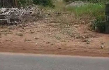 ABIDJAN COCODY : Terrain résidentiel à vendre 716 m2