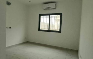 ABIDJAN BINGERVILLE : Villa Duplex en construction à vendre