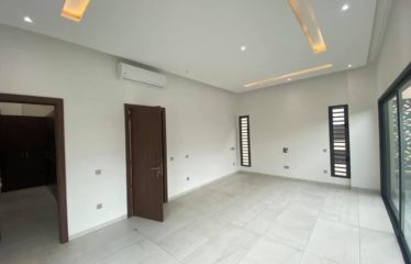 ABIDJAN COCODY : Villa duplex moderne à louer