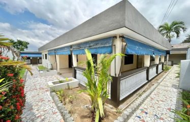 ABIDJAN COCODY : Villa basse 8 pièces à louer